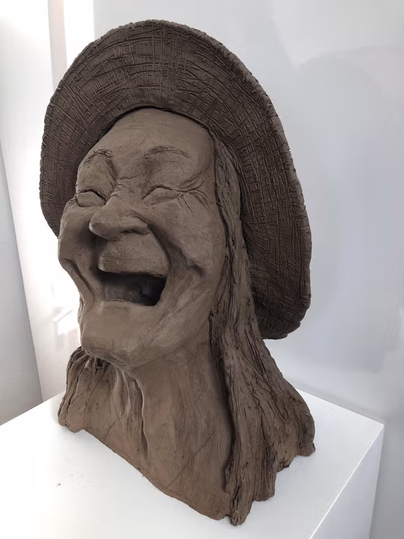 „Sanftmut“ 2019 gebrannter Ton